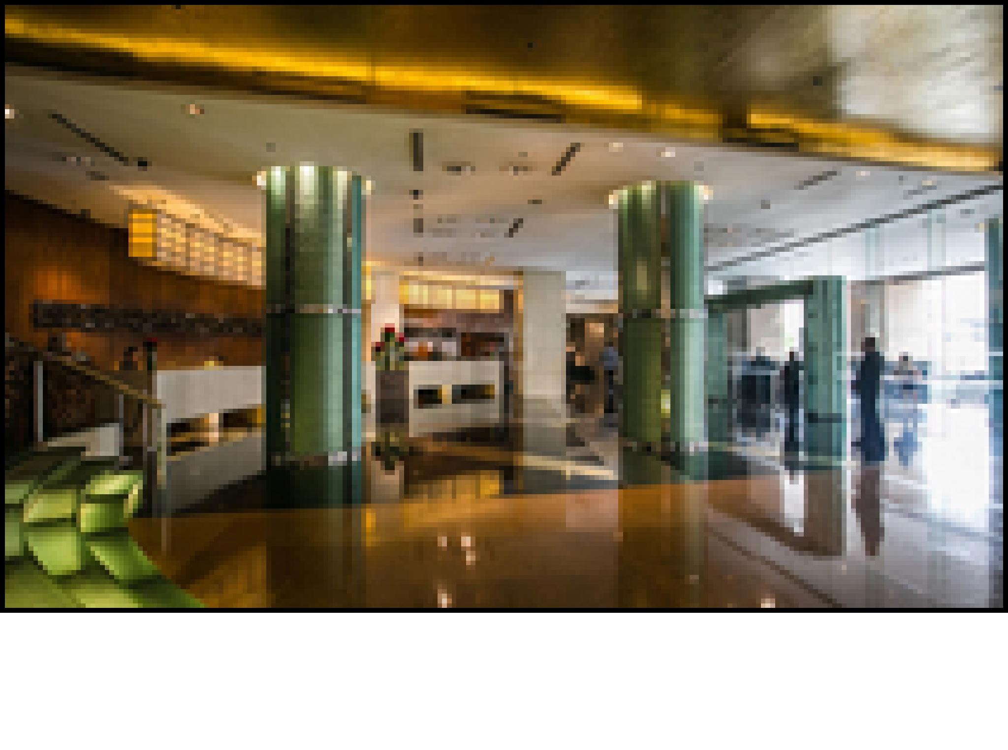 New Coast Hotel Manila Exterior foto The lobby of the hotel