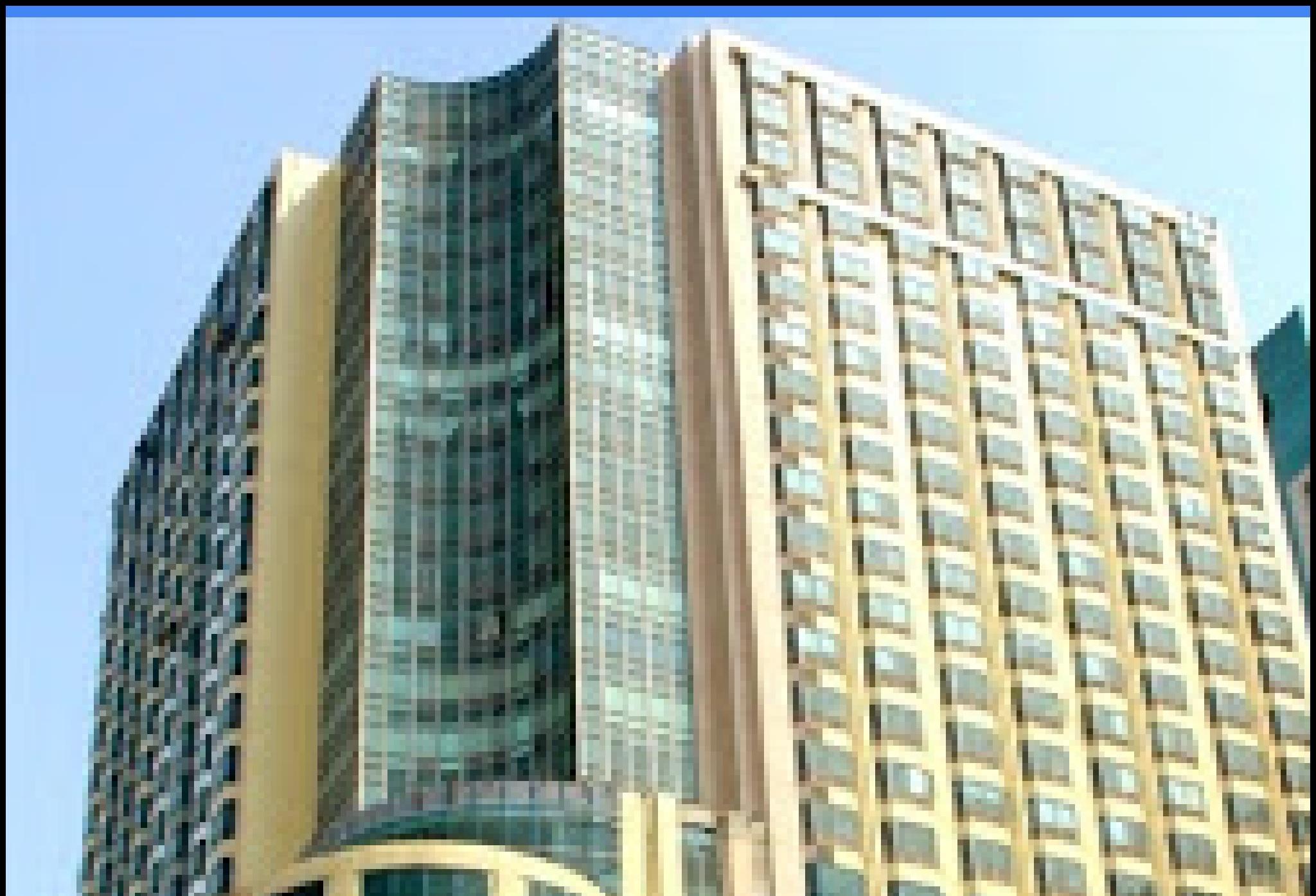New Coast Hotel Manila Exterior foto The building of the university library
